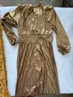 SHEIN Metallic Gold V-Neck Long Sleeve Midi Pleated Dress with Smocked Waist